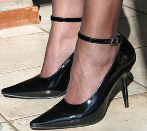 Heeled shoes to waer in offices in London