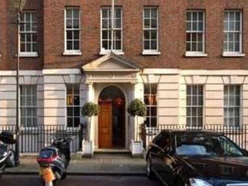 Commercial Office on Ely Place