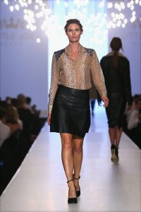 Animal print shirt Chanel article