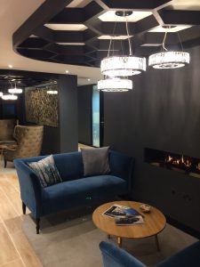 Jewry Street lounge rent office space in london